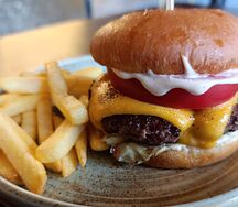 Чизбургер с котлетой из говядины