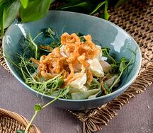 Кальмары с ананасом и и хрустящим сыром