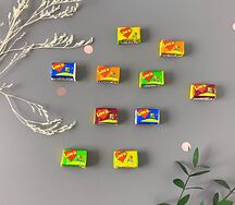 10 жвачек Love Is
