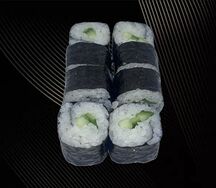 Роллы классические с огурцом 