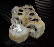 Темпурные роллы с курицей 