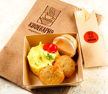 Куриные котлеты с картофельным пюре 