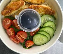 Боул с курочкой су-вид