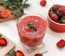 Смузи клубничный