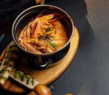 Лангустины с головой в соусе