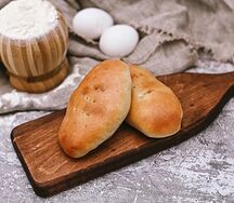 Пирожок с картофелем и грибами