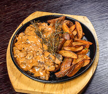 Бефстроганов с говядиной