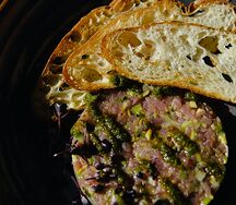 Нежный тартар из тунца