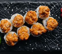 Запечённые роллы с лососем