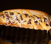 Хот-дог с лососем 