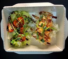 Боул-бокс с лососем