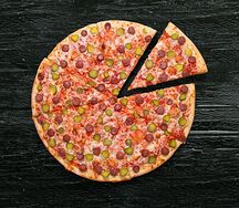 Пицца Охотничья на тонком тесте 43 см