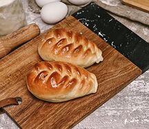 Пирожок с яблоками 