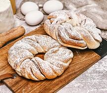 Крендель с корицей