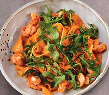 Тальятелле с розовыми креветками