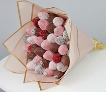 Букет из клубники в шоколаде — Яркие чувства Maxi