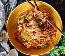 Вок с морепродуктами