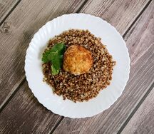 Котлета говяжья с гречкой