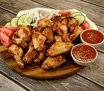 Маринованные куриные крылышки на мангале