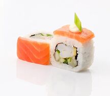 Ролл Омакасе