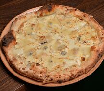 Пицца 4 сыра