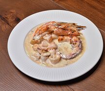 Морская греческая сковородка