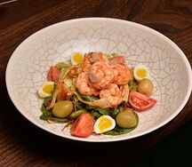 Креветки в зелени