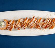 С опаленным лососем