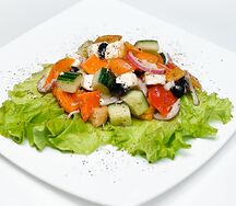 Салат греческий