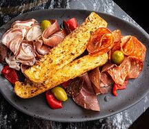 Мясная тарелка