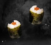 Гункан с гребешком