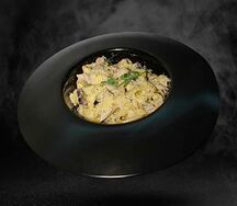 Паста с курицей и грибами