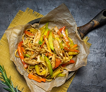 Wok лапша с курочкой