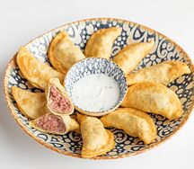 Мини-чебуреки с телятиной