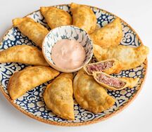 Мини-чебуреки с бараниной