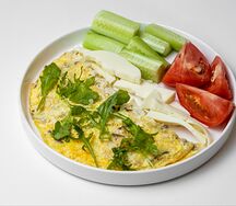 Омлет с курицей и грибами