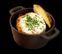 Жюльен из языка в печеном картофеле
