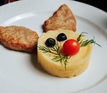 Куриные котлетки с пюре