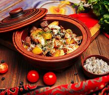 Шкварчашка с языком и сыром