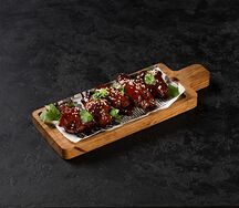 Пикантные куриные крылышки с соусом BBQ