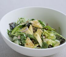 Салат с уткой и манго