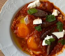 Шакшука с утиной колбаской
