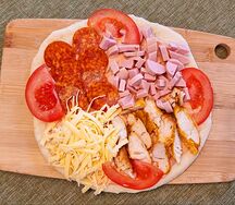 Закрытая пицца сборная