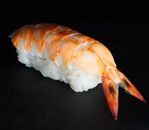 Суши с креветкой