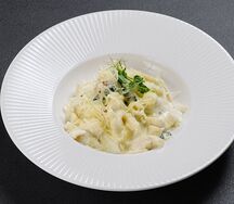 Паста с куриной грудкой и вялеными томатами