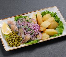 Селедка с картофелем 