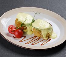 Щучьи котлеты под пряным соусом 