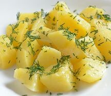 Картофель отварной с маслом