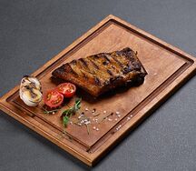 Запеченные свиные ребрышки