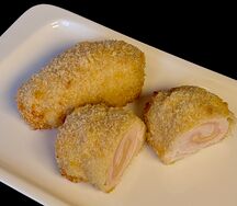 Кордон блю из курицы с ветчиной и сыром
